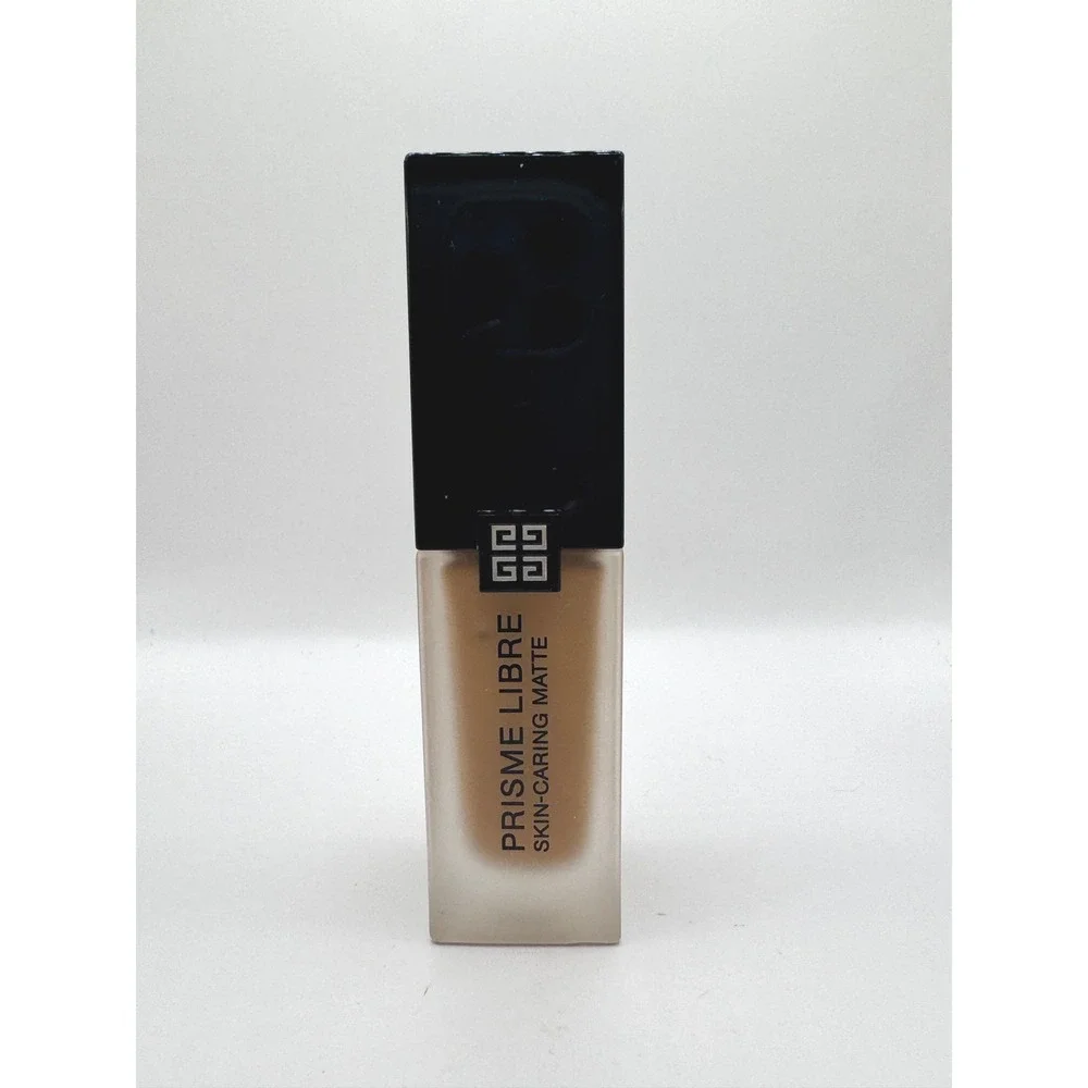 Givenchy Prisme Libre Matte Foundation 5-W355 NEW